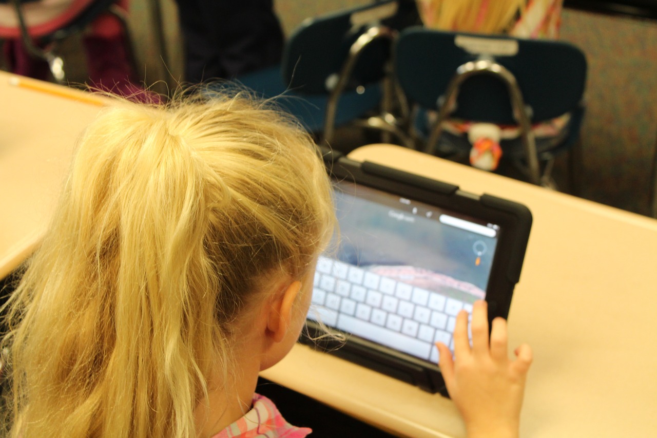 Les nouvelles technologies ont-elles un impact sur les r&eacute;sultats scolaires ?